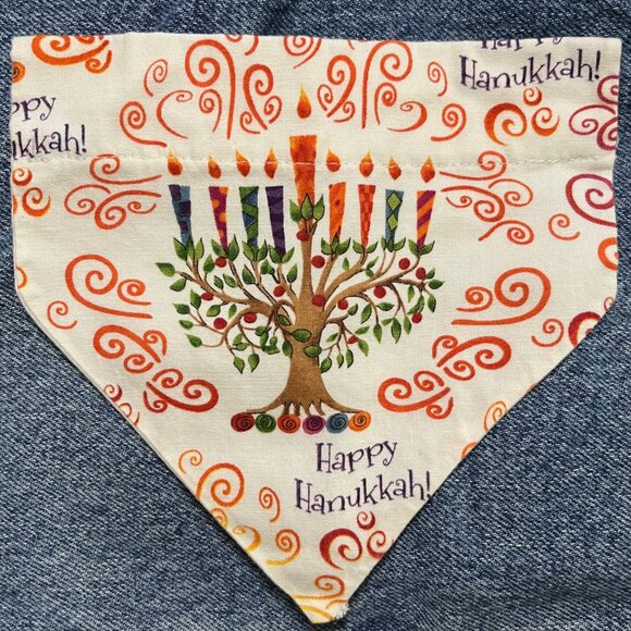 HAPPY HANUKKAH DOG SLIDE-ON COLLAR SCARF - Picture 1 of 3